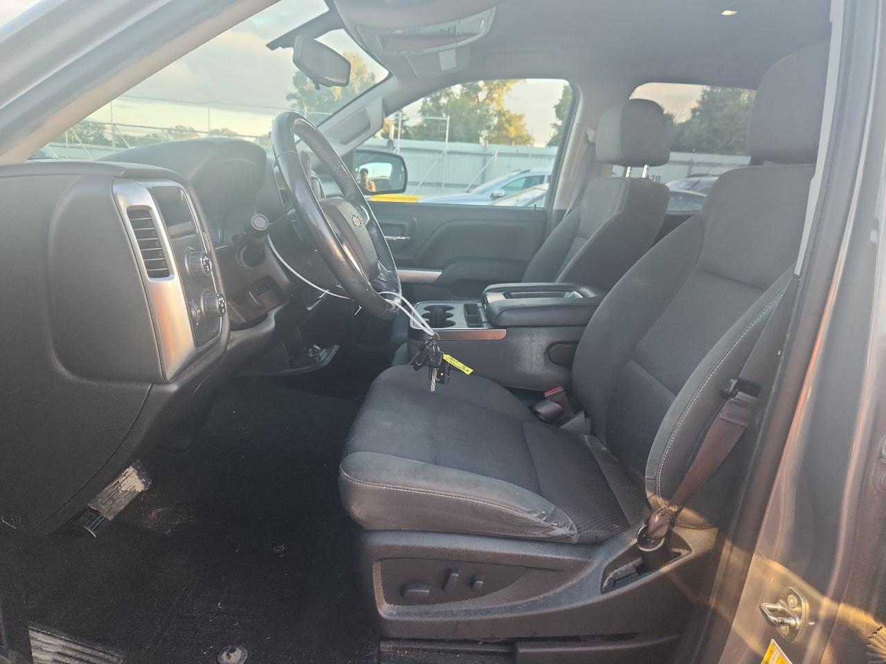 2017 Chevrolet Silverado K1500 Lt VIN: 1GCVKREH9HZ297912 Lot: 81733875