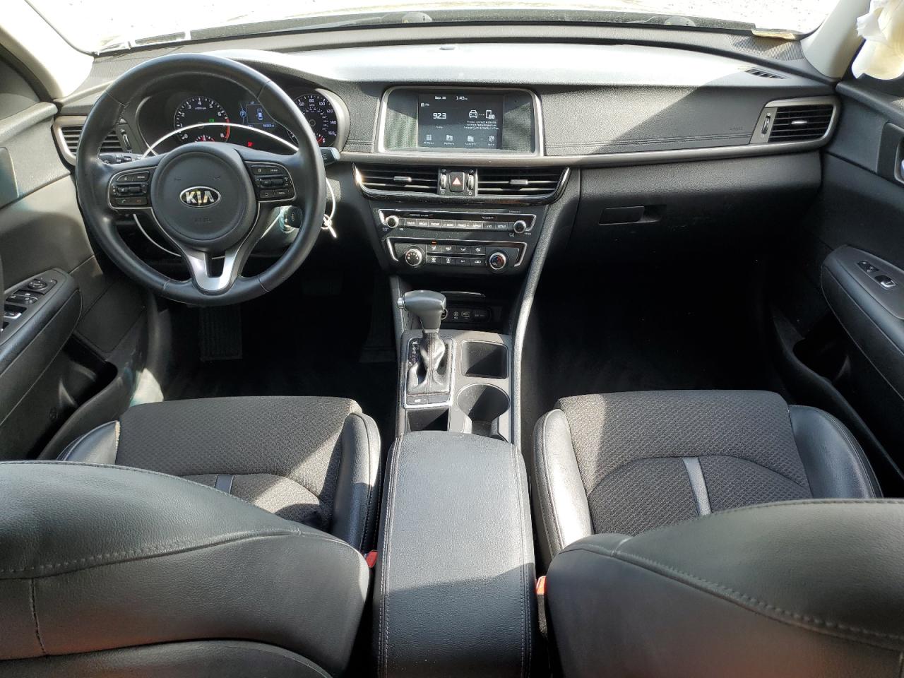 2018 Kia Optima Lx VIN: 5XXGT4L30JG220211 Lot: 81895795