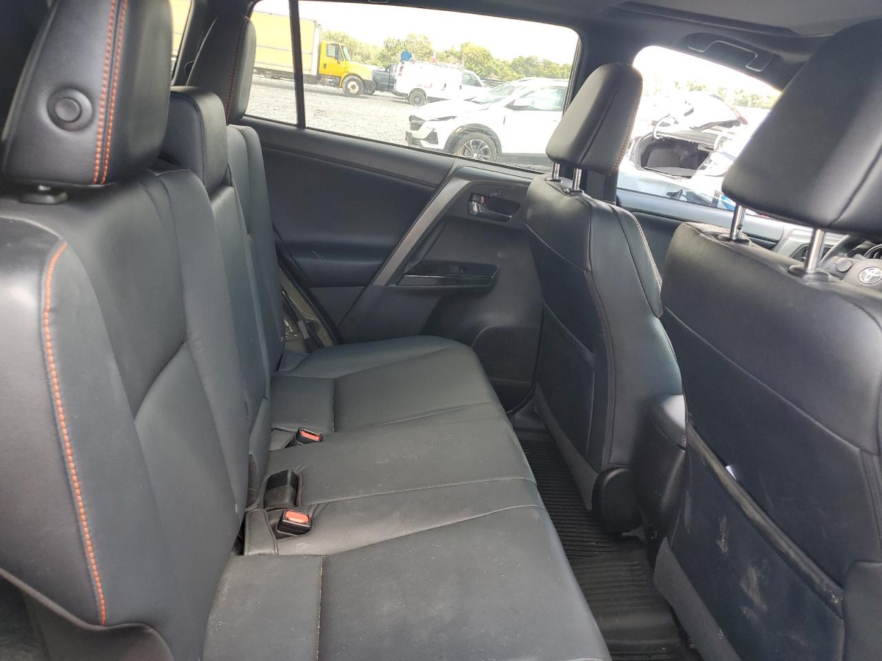 2017 Toyota Rav4 Se VIN: 2T3JFREV7HW612666 Lot: 70921495