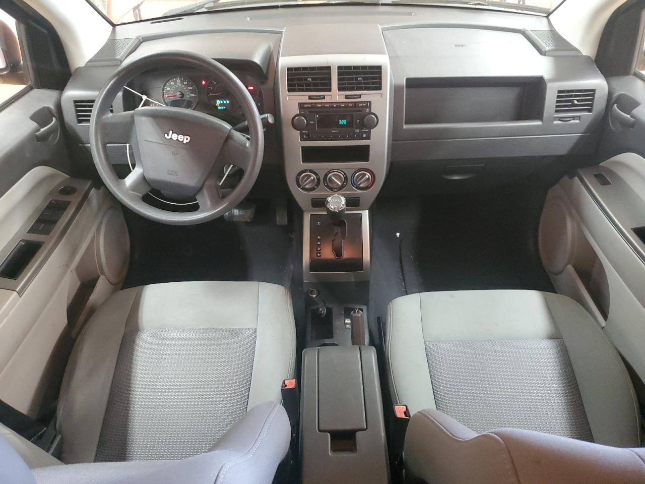 2007 Jeep Compass VIN: 1J8FF47W97D123074 Lot: 71952645