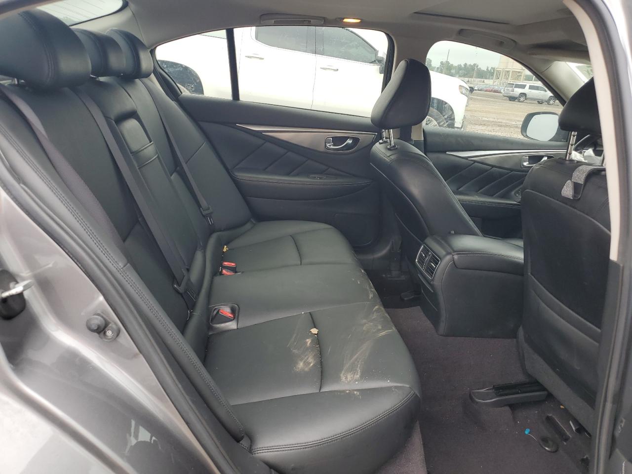 2015 Infiniti Q50 Base VIN: JN1BV7AR8FM406760 Lot: 81713495