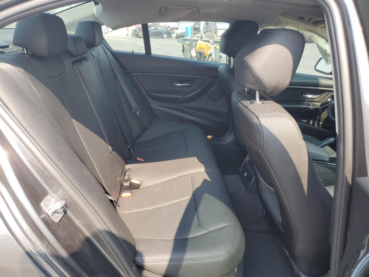 2017 BMW 320 Xi VIN: WBA8E5G31HNU44128 Lot: 70943715