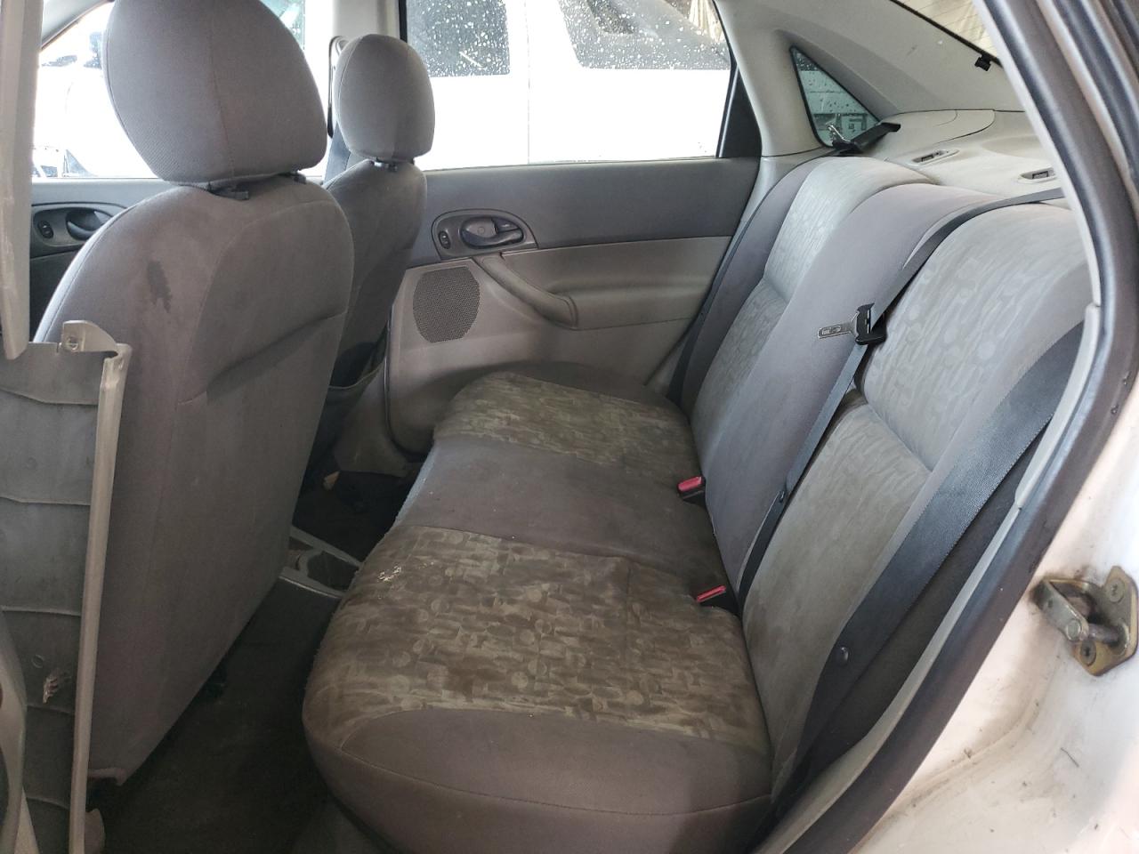 2005 Ford Focus Zx4 VIN: 1FAFP34N25W213913 Lot: 80797075