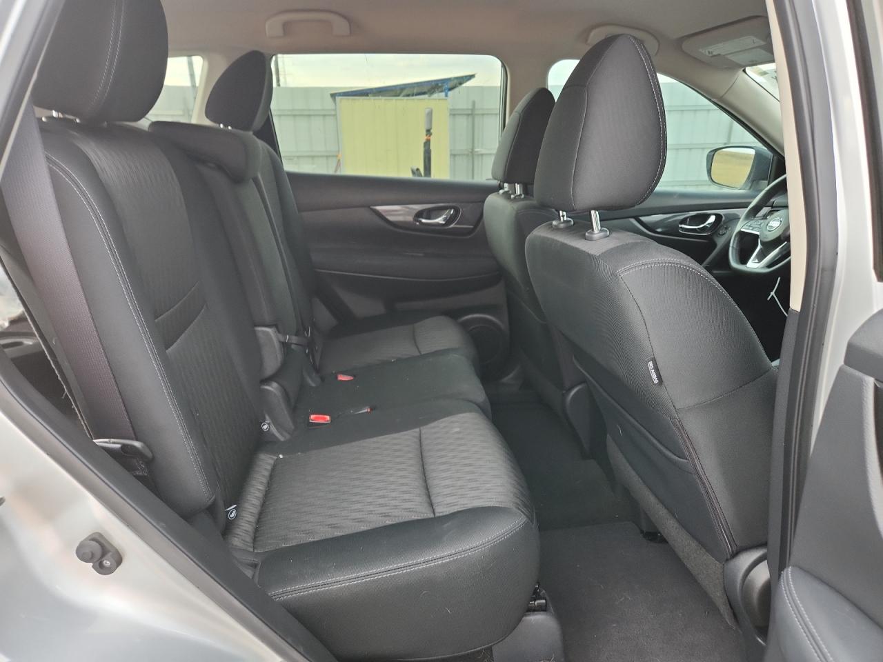 2018 Nissan Rogue S VIN: KNMAT2MT0JP554174 Lot: 72085635