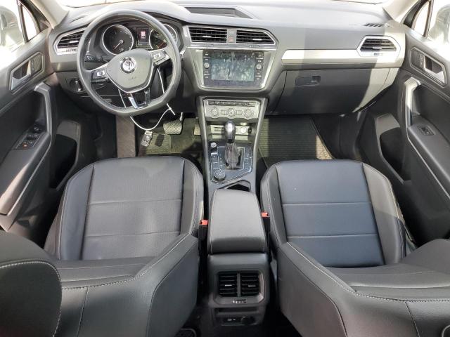  VOLKSWAGEN TIGUAN 2021 Серый