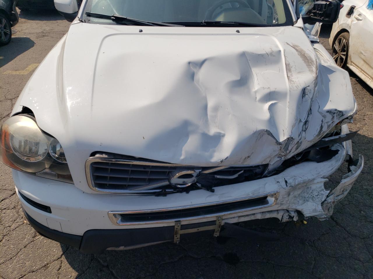 2011 Volvo Xc90 3.2 VIN: YV4952CY8B1572322 Lot: 81439275