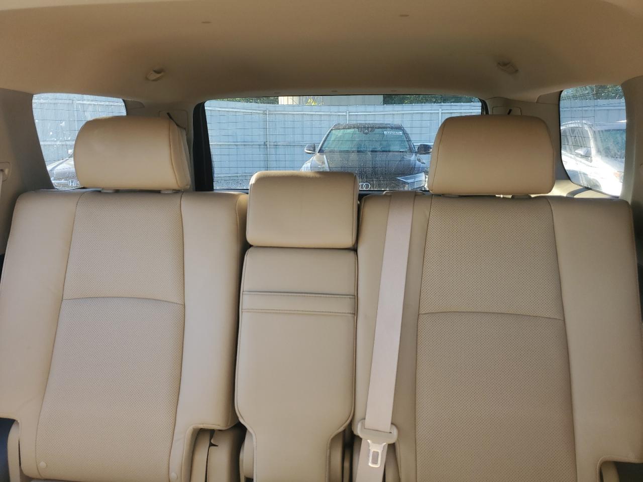 2020 Toyota 4Runner Sr5/Sr5 Premium VIN: JTEBU5JRXL5823688 Lot: 84185955