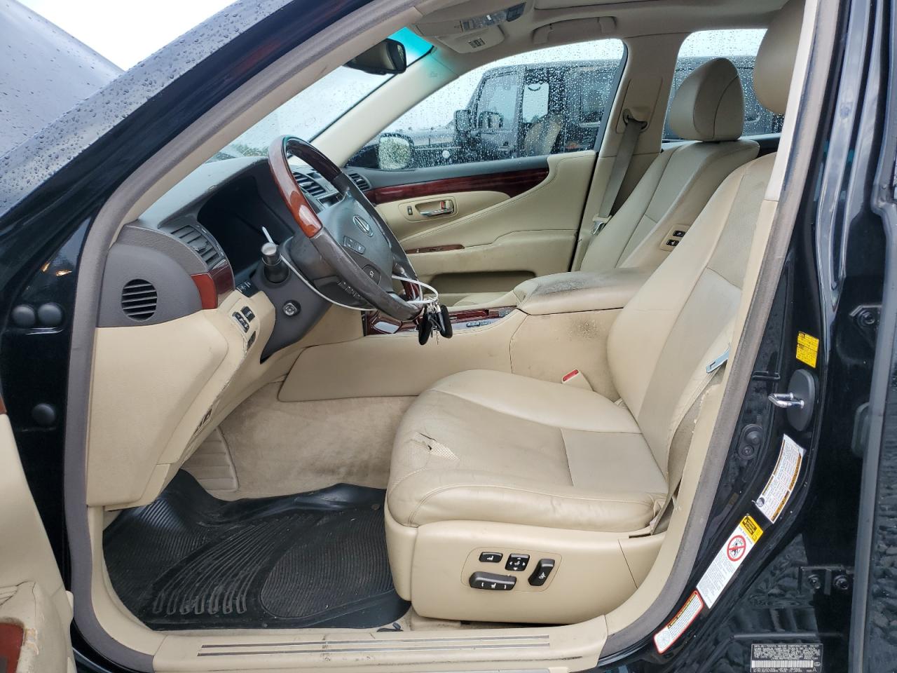 2007 Lexus Ls 460 VIN: JTHBL46F975029852 Lot: 81792525