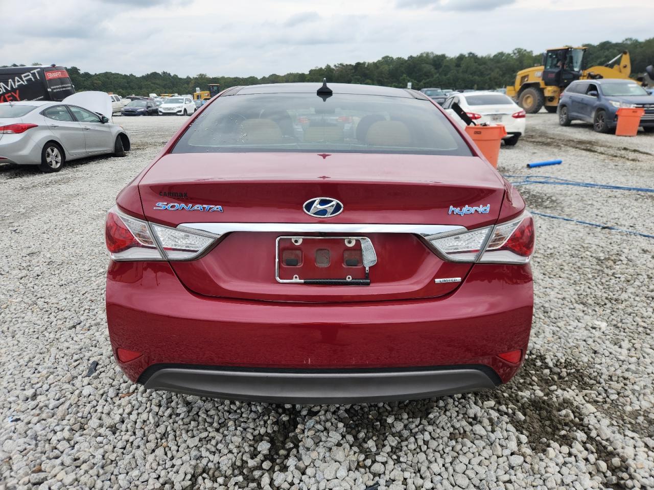 2015 Hyundai Sonata Hybrid VIN: KMHEC4A48FA132668 Lot: 83780195