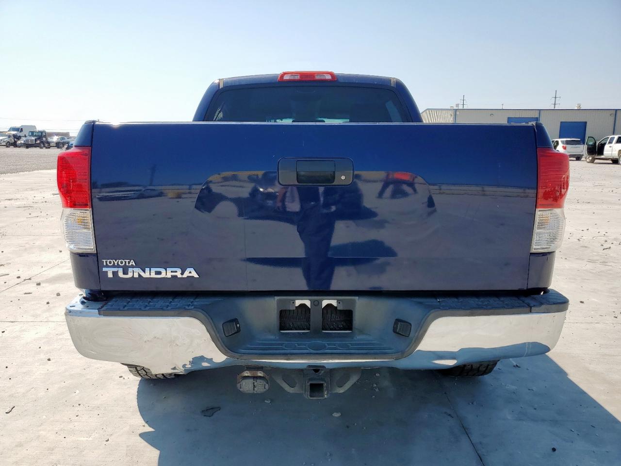 2010 Toyota Tundra Crewmax Sr5 VIN: 5TFEY5F10AX095695 Lot: 71285745