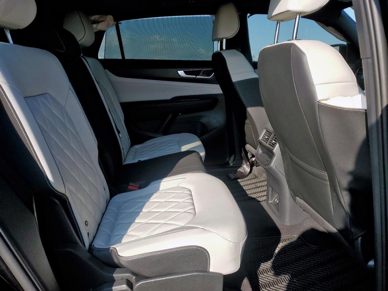 2025 Volkswagen Atlas Cross Sport Sel Premium R-Line VIN: 1V2FE2CA9SC227120 Lot: 71006165