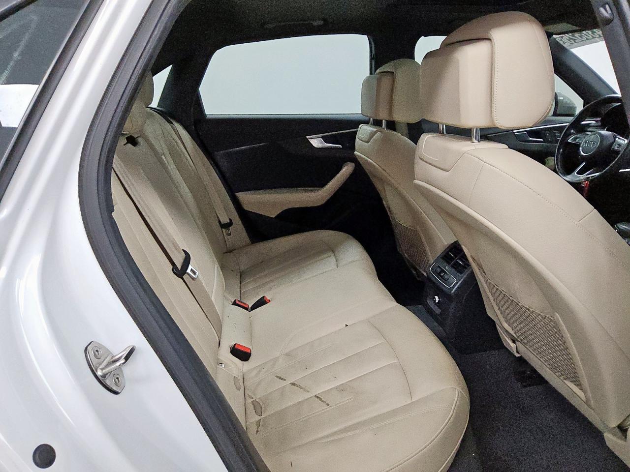 2017 Audi A4 Premium VIN: WAUANAF40HN031606 Lot: 81436525