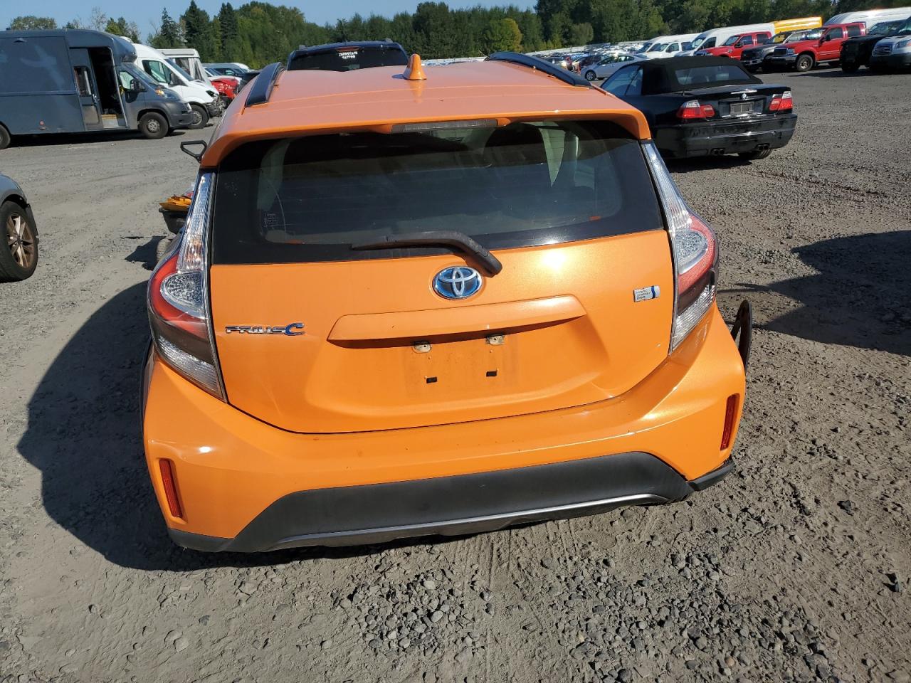2018 Toyota Prius C VIN: JTDKDTB39J1599658 Lot: 81420605