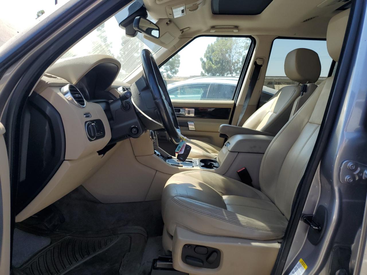 2011 Land Rover Lr4 Hse Luxury VIN: SALAK2D44BA594119 Lot: 80690425