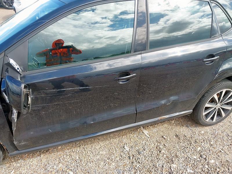 2011 VOLKSWAGEN POLO MATCH