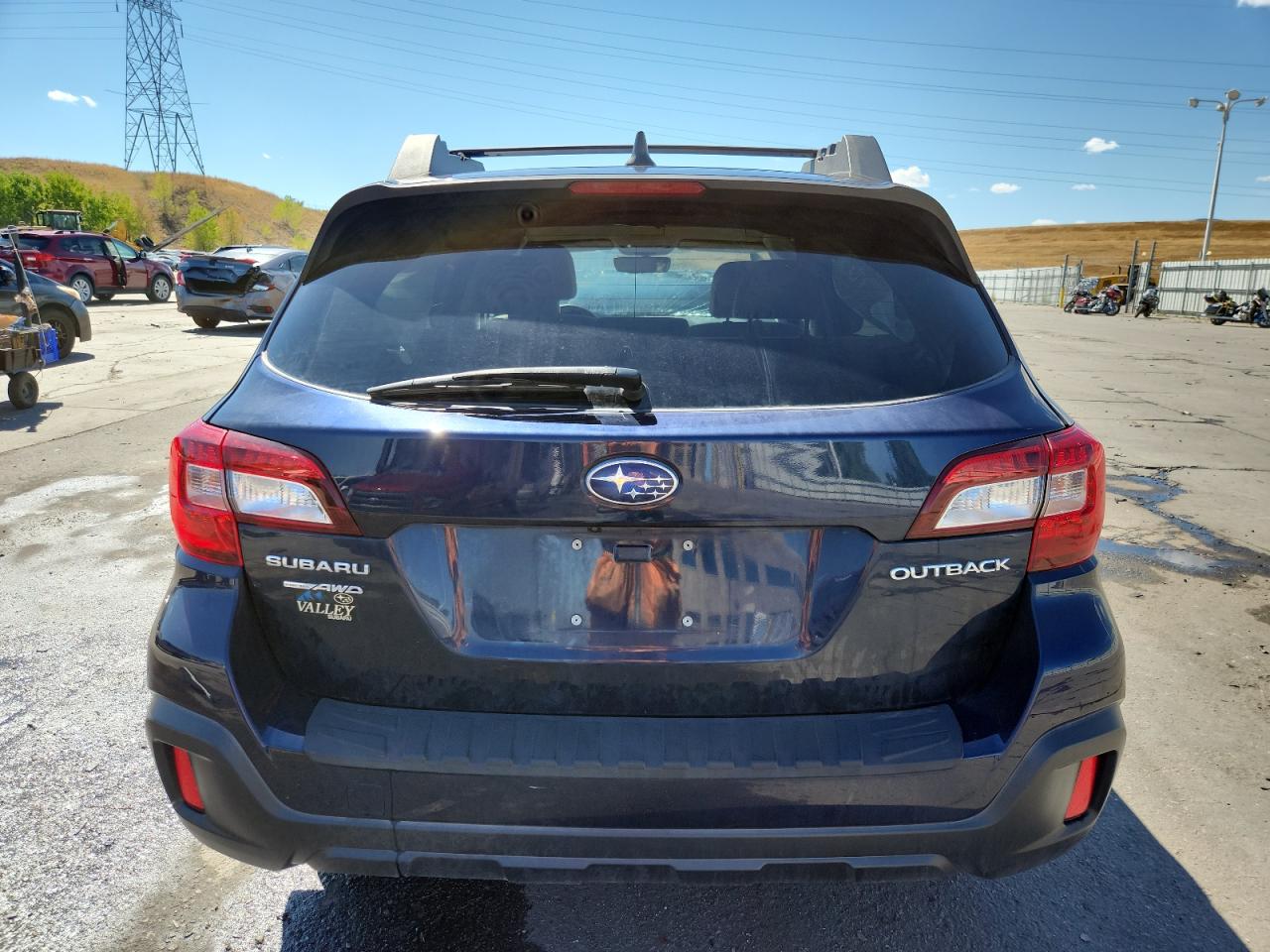 2018 Subaru Outback 2.5I Premium VIN: 4S4BSACC6J3308283 Lot: 80843255