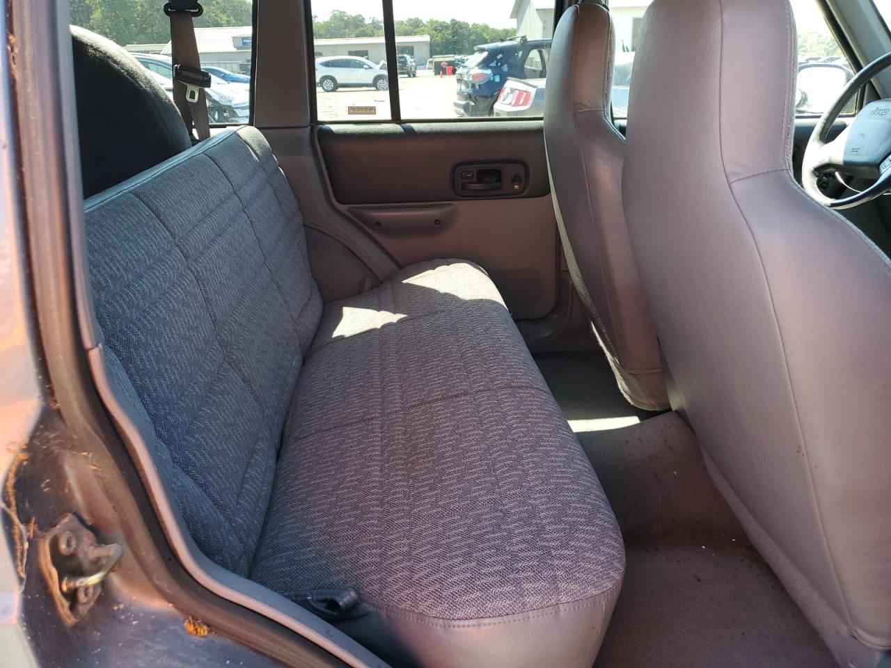 1998 Jeep Cherokee Sport VIN: 1J4FJ68S3WL266341 Lot: 71924685