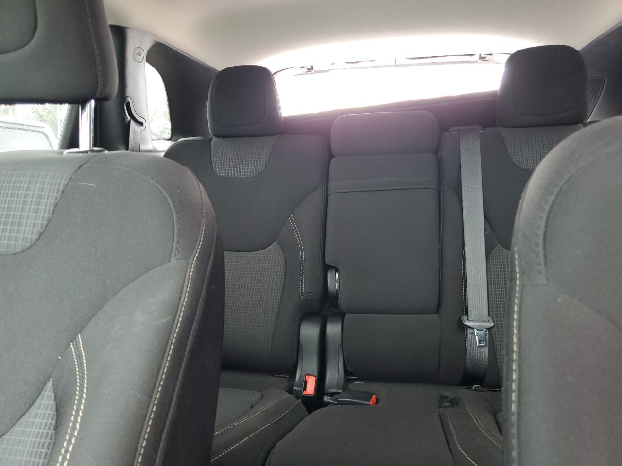 2016 Jeep Cherokee Latitude VIN: 1C4PJMCBXGW298855 Lot: 70993305