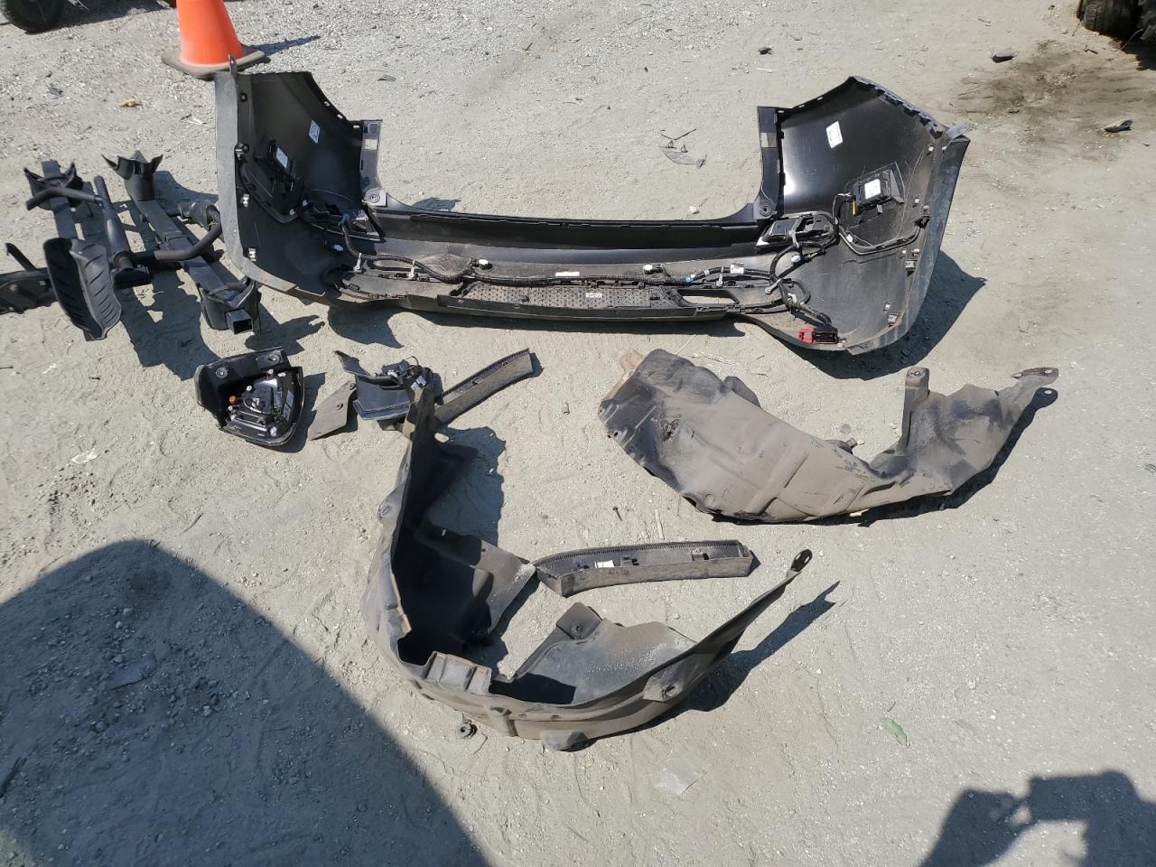 2020 Jeep Cherokee Trailhawk VIN: 1C4PJMBX7LD620998 Lot: 81146855