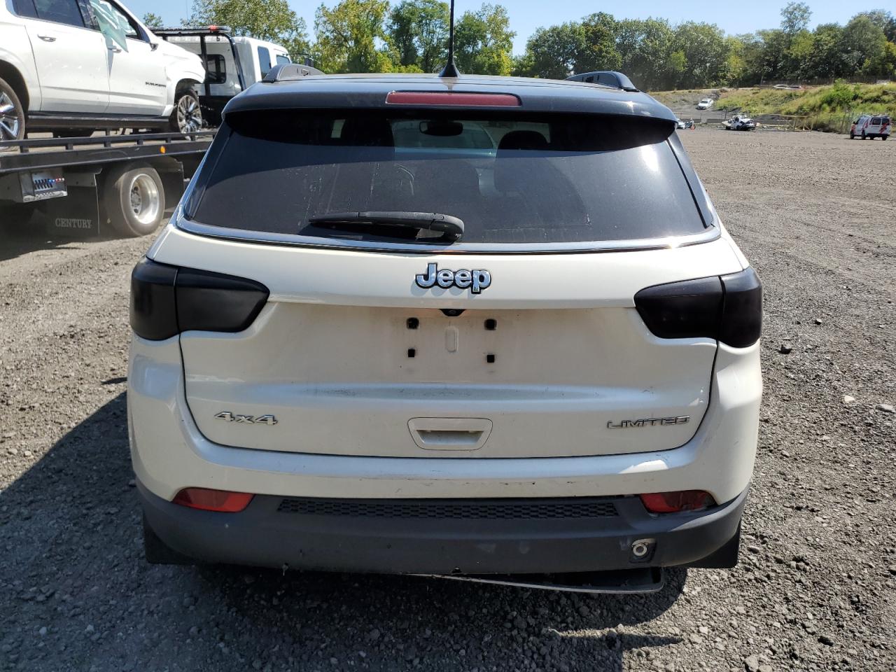 2018 Jeep Compass Limited VIN: 3C4NJDCB3JT404227 Lot: 71187525