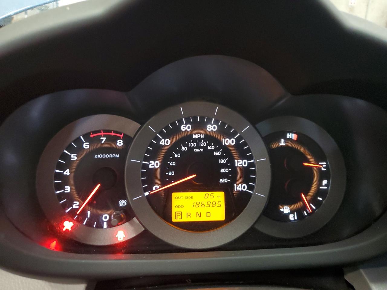 2008 Toyota Rav4 VIN: JTMBD33V985186691 Lot: 81040735