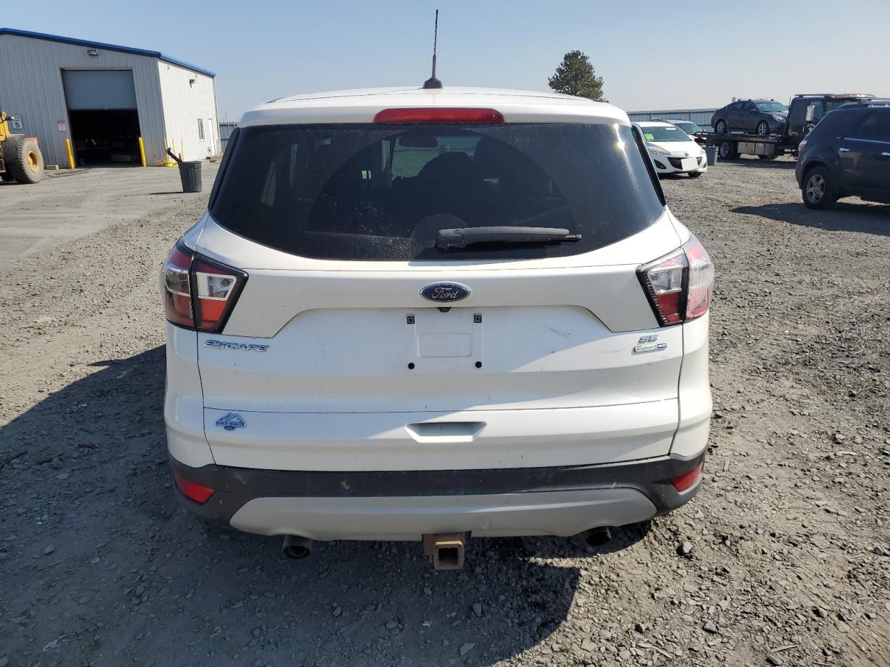 2017 Ford Escape Se VIN: 1FMCU9G94HUA62138 Lot: 81280395