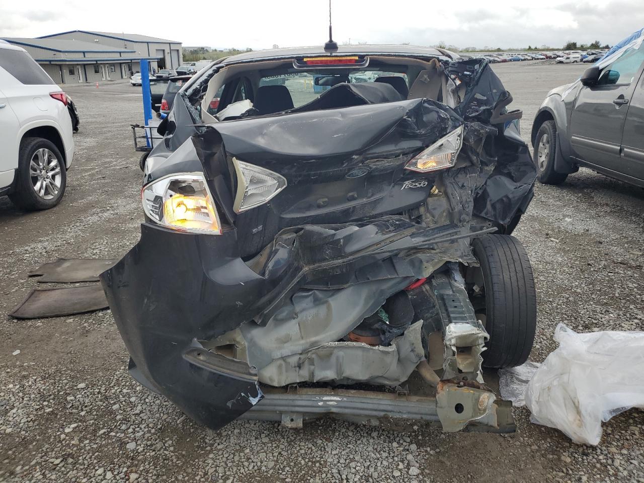 2015 Ford Fiesta Se VIN: 3FADP4BJ0FM163317 Lot: 83871005