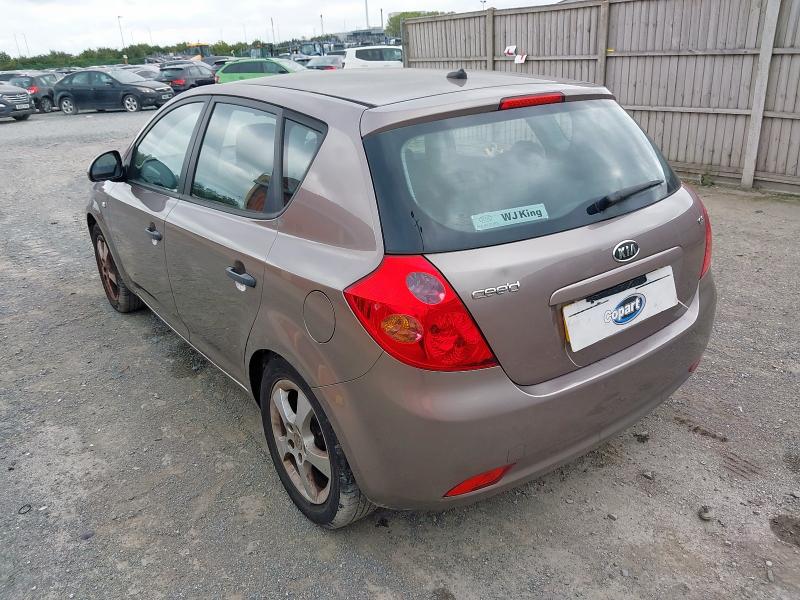2009 KIA CEE'D GS AUTO 1.6 GS 5DR AUTO