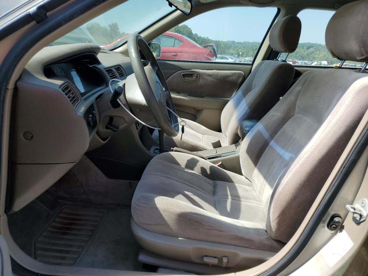 1999 Toyota Camry Le VIN: JT2BG22K2X0274463 Lot: 81400995