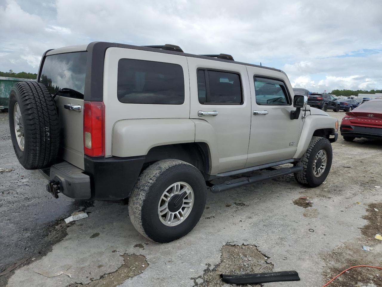 2006 Hummer H3 silver suv gasoline 5GTDN136668276985 photo #4