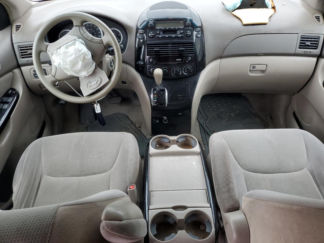 2004 Toyota Uk VIN: 5TDZA23C74S156383 Lot: 81723625