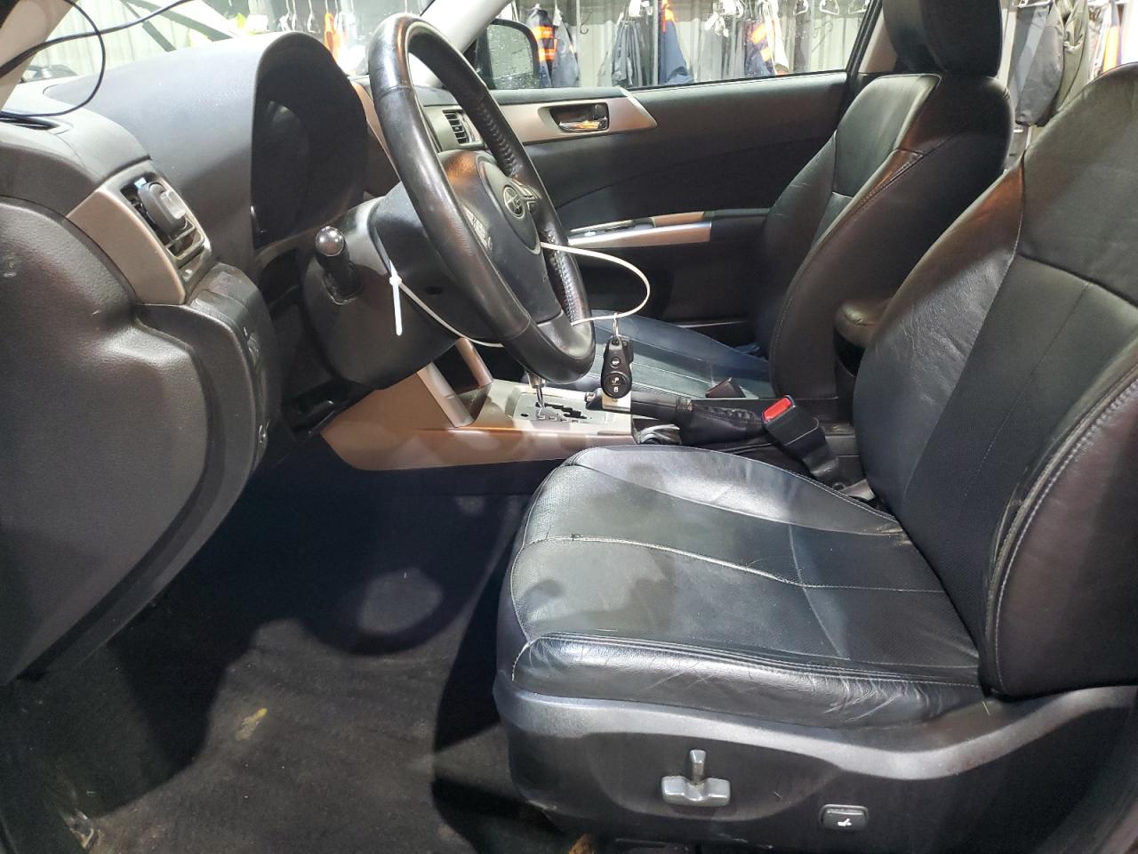 2010 Subaru Forester 2.5X Limited VIN: JF2SH6DC2AH733034 Lot: 81082045