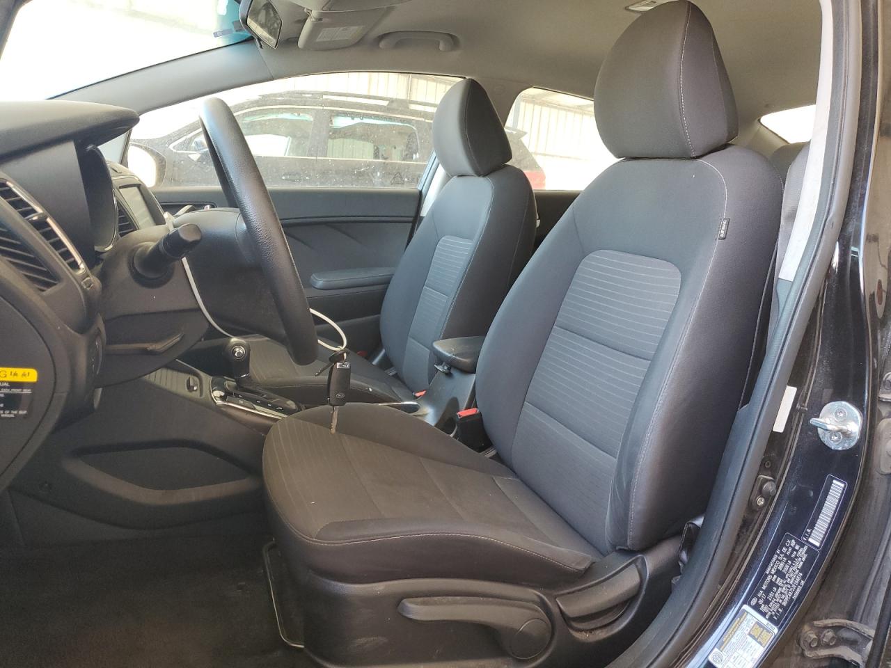 2018 Kia Forte Lx VIN: 3KPFL4A75JE164874 Lot: 80167555