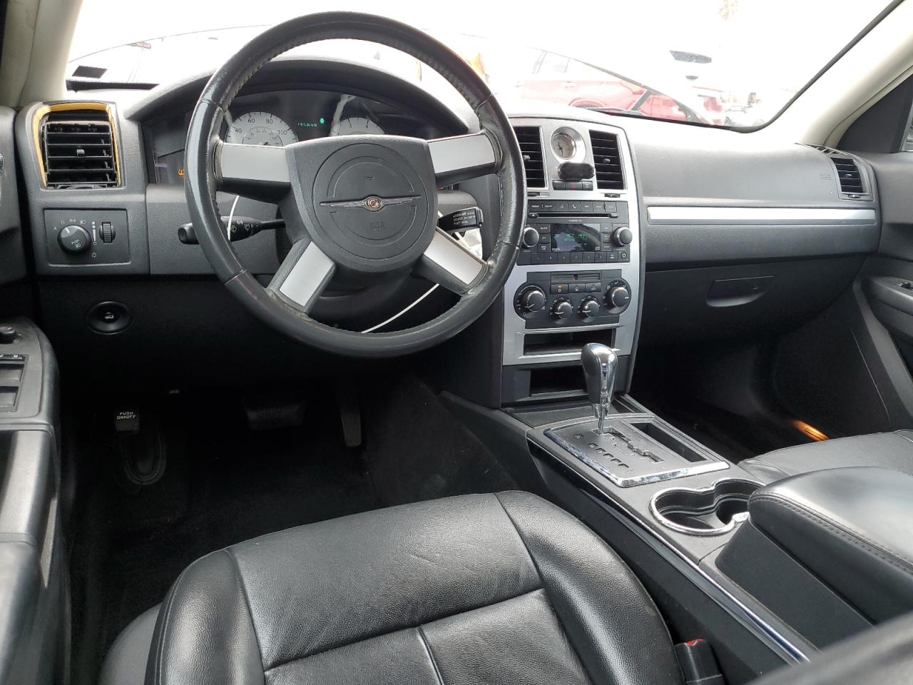 2010 Chrysler 300 Touring VIN: 2C3CA5CV9AH190252 Lot: 84009125