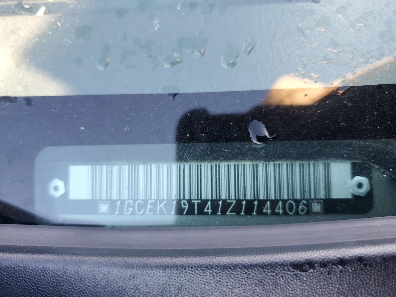 2001 Chevrolet Silverado K1500 VIN: 1GCEK19T41Z114406 Lot: 80532525