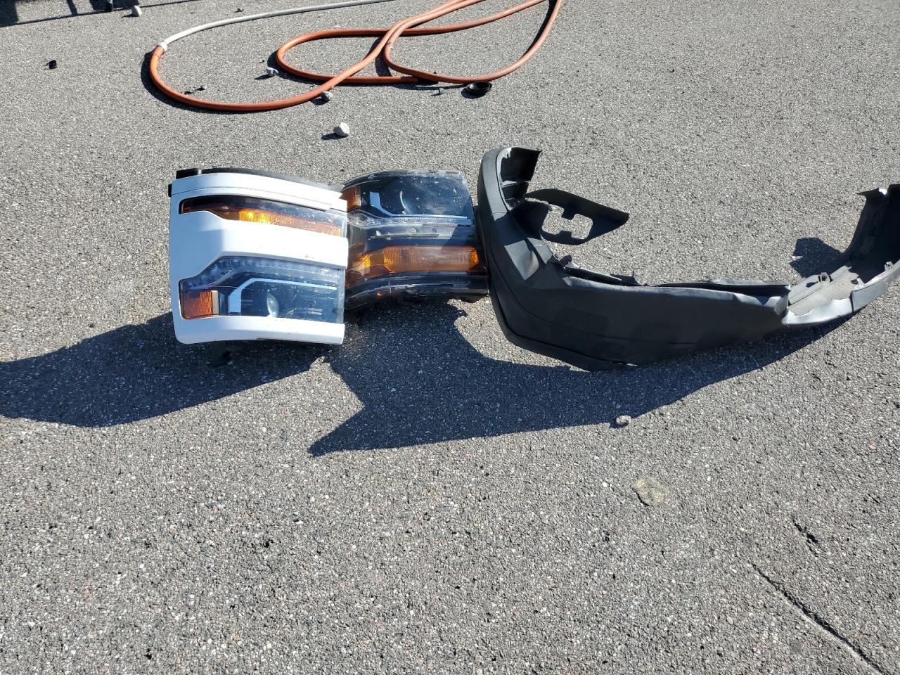 2016 Chevrolet Silverado C1500 Custom VIN: 1GCRCPEH5GZ355869 Lot: 83817305