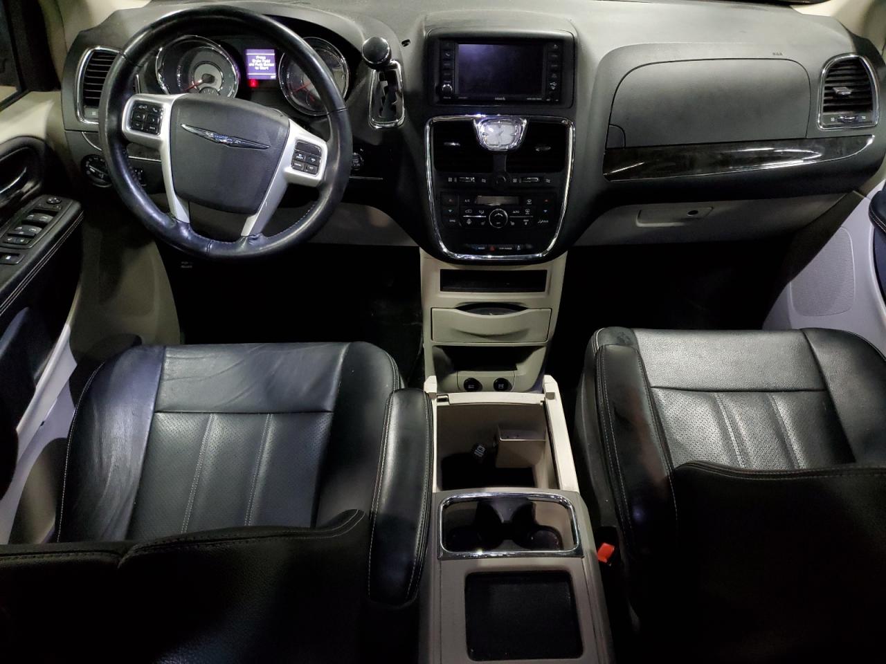 2015 Chrysler Town & Country Touring L VIN: 2C4RC1CG1FR742645 Lot: 83799915