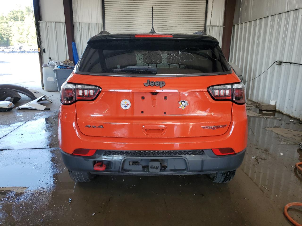 2018 Jeep Compass Trailhawk VIN: 3C4NJDDB1JT230530 Lot: 70590865