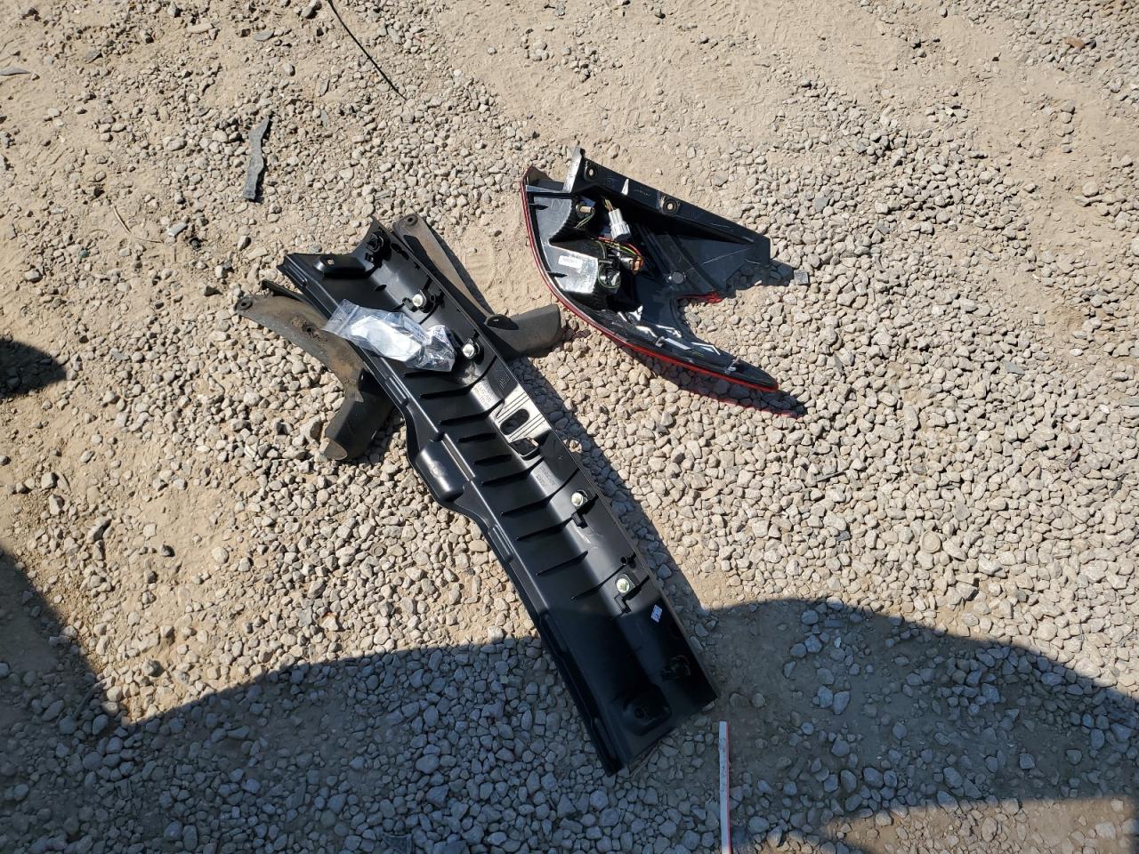 2020 Nissan Kicks Sr VIN: 3N1CP5DV8LL535132 Lot: 80986035