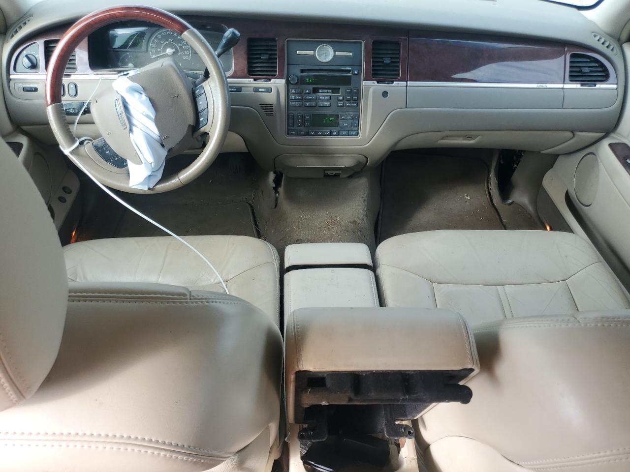 2005 Lincoln Town Car Signature Limited VIN: 1LNHM82W65Y634750 Lot: 71189605