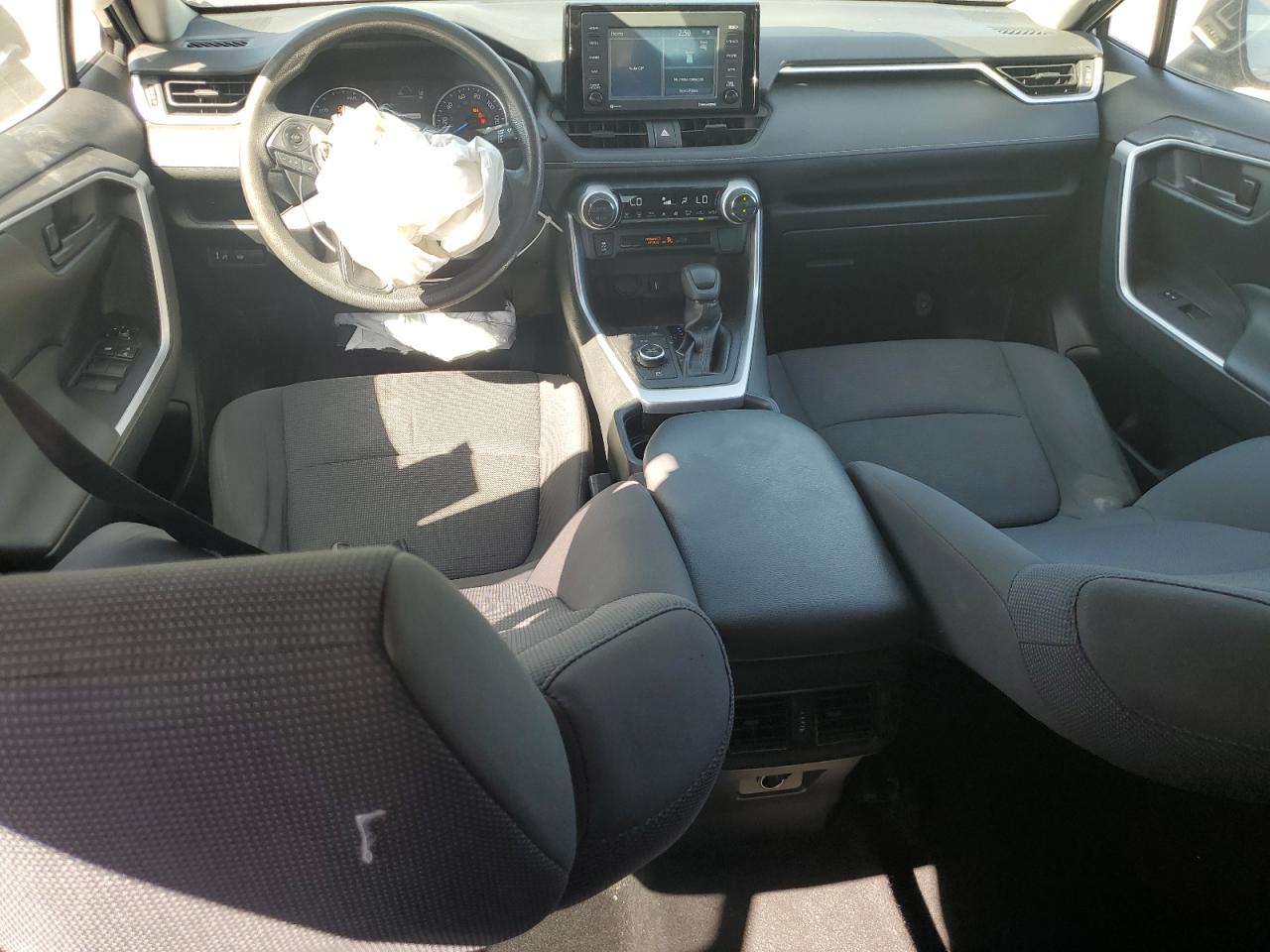 2020 Toyota Rav4 Le VIN: JTMMWRFV0LD047212 Lot: 80304075