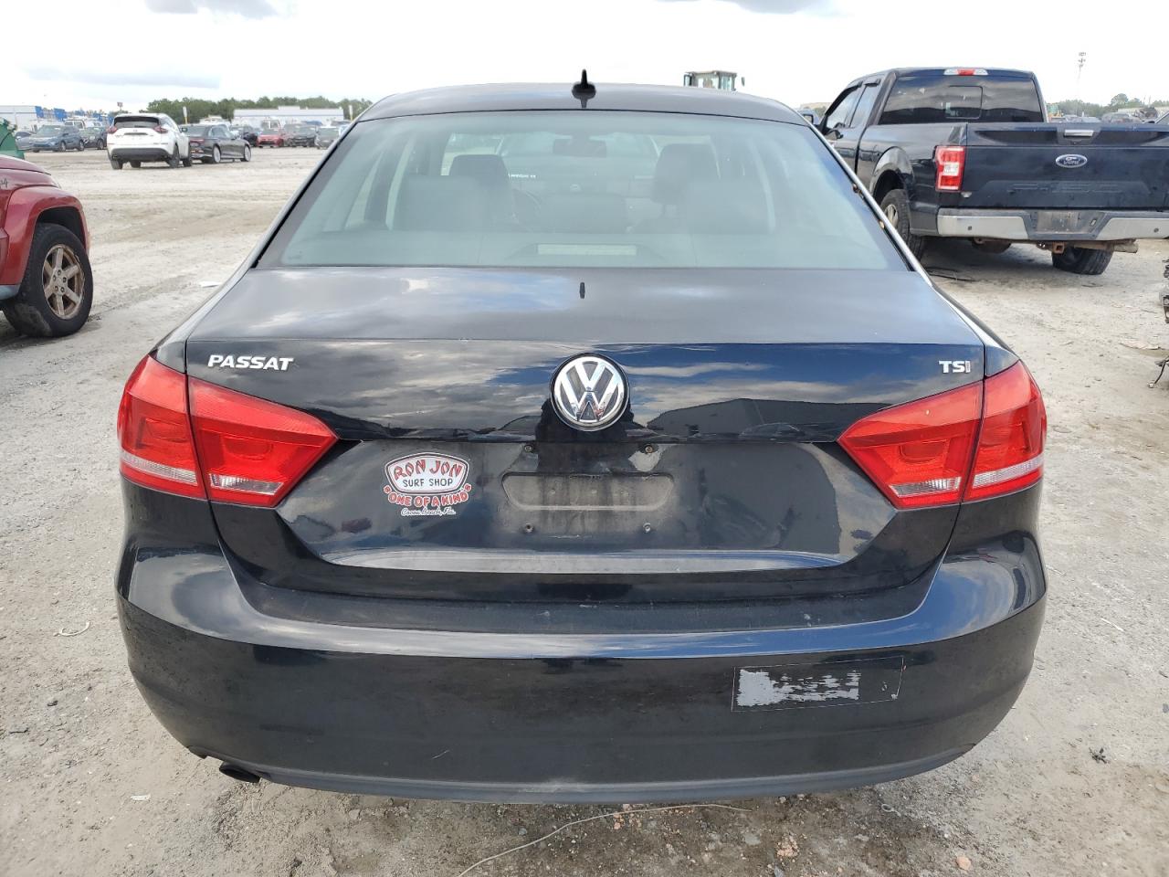 2015 Volkswagen Passat S VIN: 1VWAT7A36FC097562 Lot: 81936535