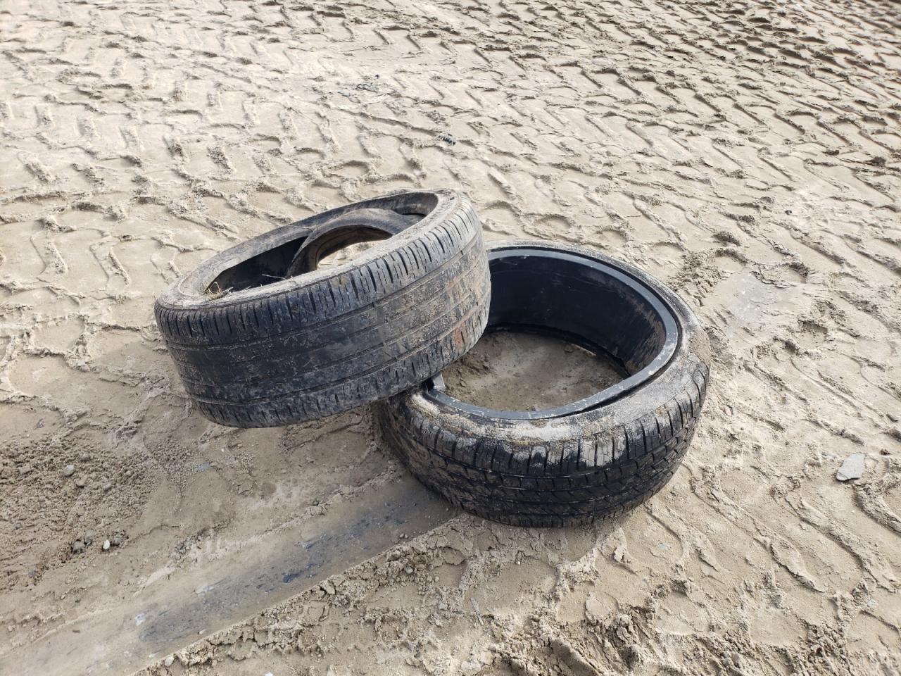 2017 Chevrolet Camaro Lt VIN: 1G1FD1RS7H0103283 Lot: 84749455