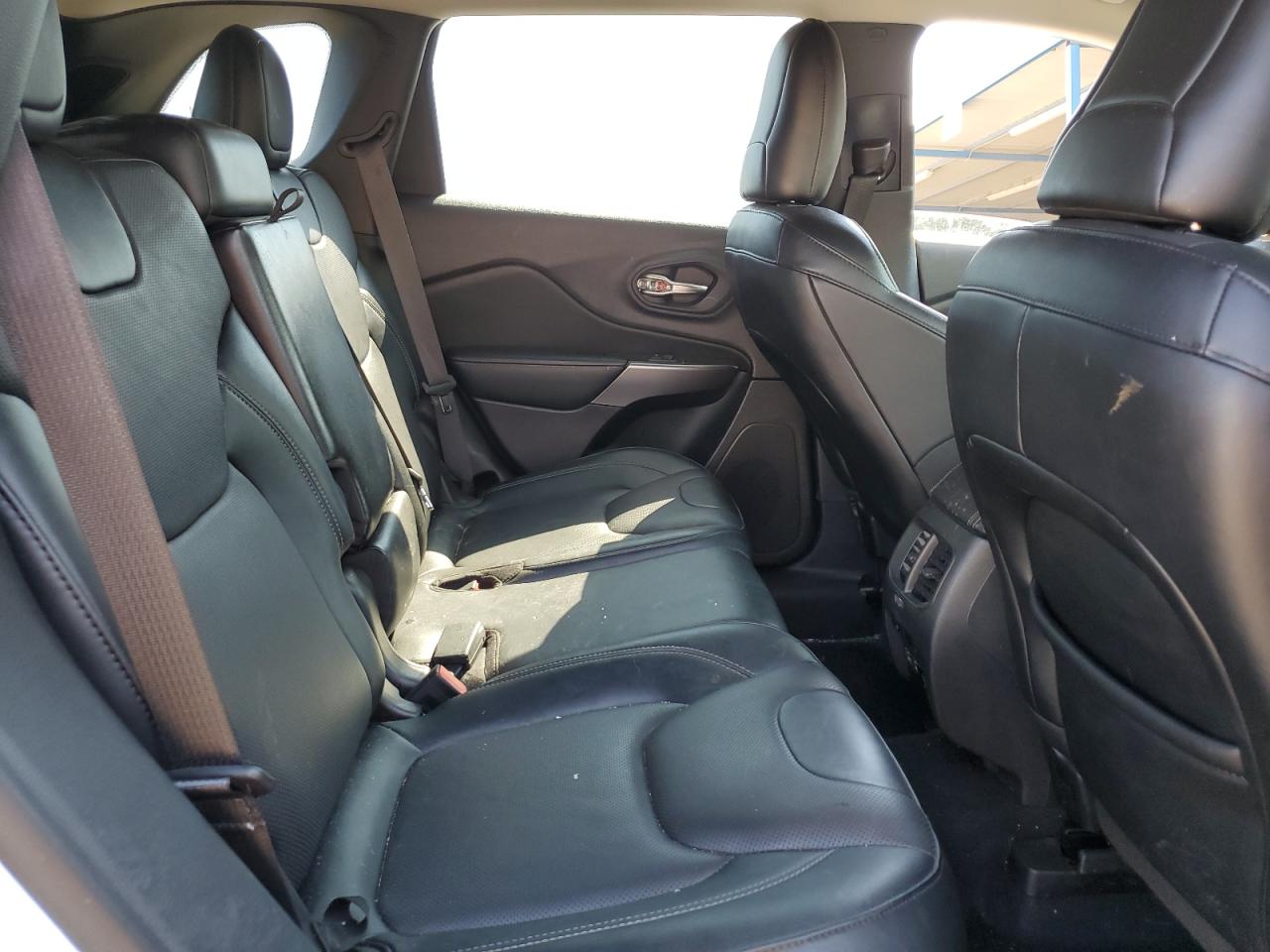 2022 Jeep Cherokee Limited VIN: 1C4PJMDX0ND555623 Lot: 71198645