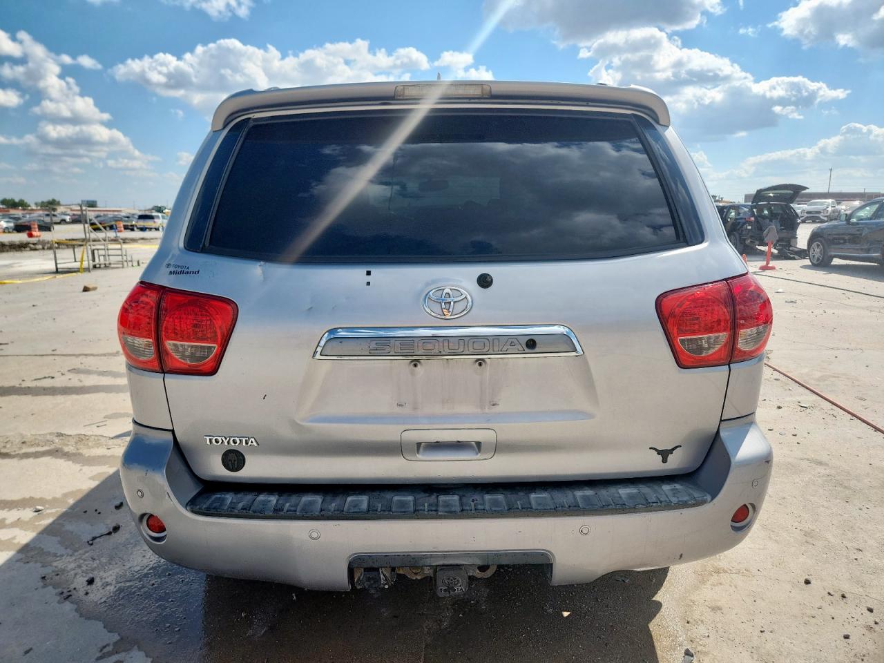 2010 Toyota Sequoia Limited VIN: 5TDJW5G10AS029110 Lot: 84363195