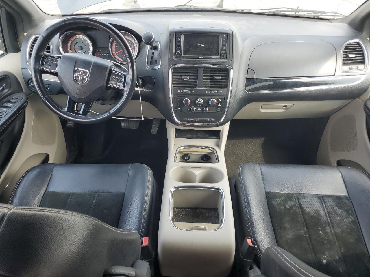 2017 Dodge Grand Caravan Sxt VIN: 2C4RDGCG8HR696914 Lot: 80707915