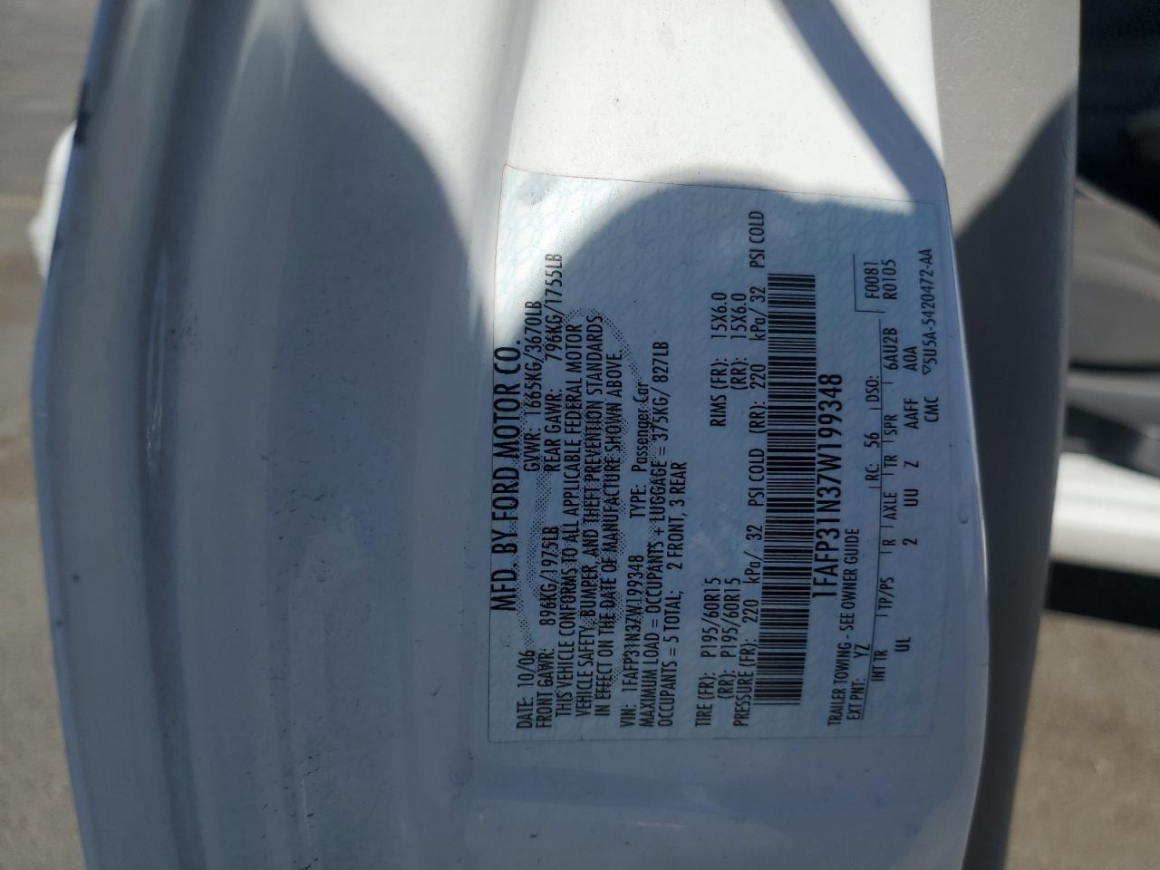 2007 Ford Focus Zx3 VIN: 1FAFP31N37W199348 Lot: 81815605