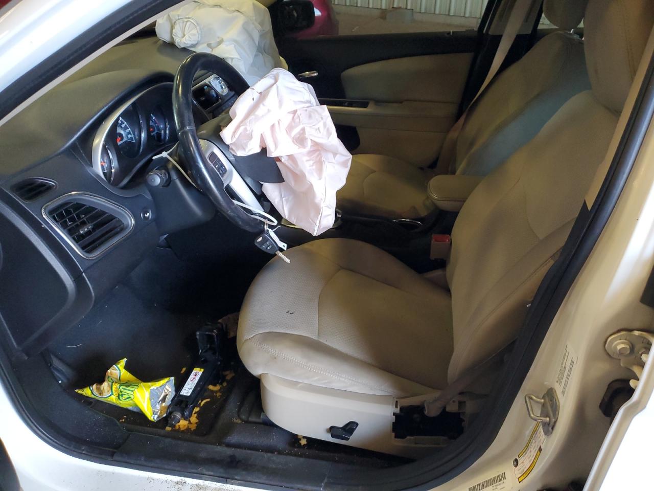 2011 Chrysler 200 Touring VIN: 1C3BC1FB6BN531020 Lot: 81710995