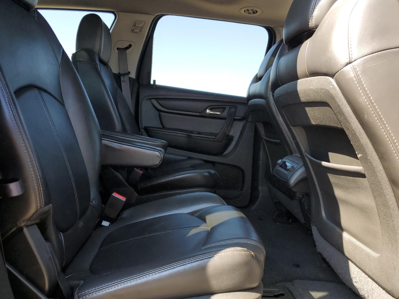 2014 Chevrolet Traverse Lt VIN: 1GNKRHKDXEJ298210 Lot: 84023445