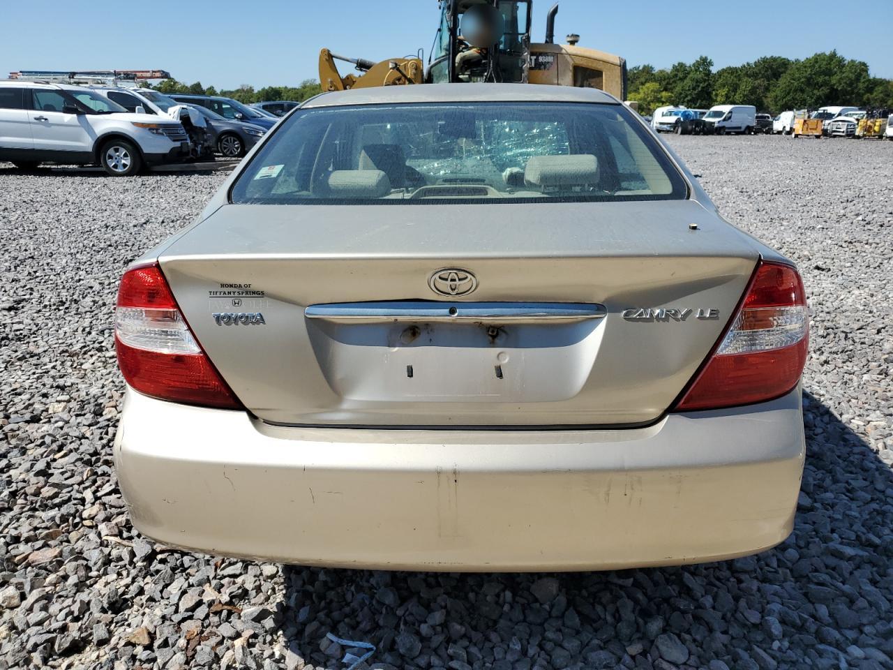 2003 Toyota Camry Le VIN: 4T1BE32K23U664996 Lot: 81662365